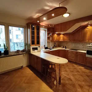 classic-apartament-warsaw-kabaty.warsawhotelspoland.com/